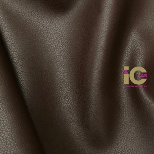 FINTA PELLE MARTELLATA MARRONE SCURO